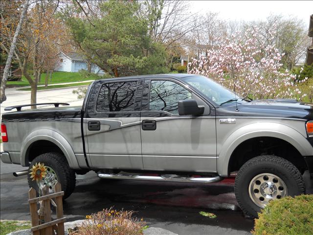 2004 Ford F150 2500,4 DOOR EXT Cab,4x4