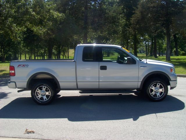 2004 Ford F150 XLT Supercrew Short Bed 2WD