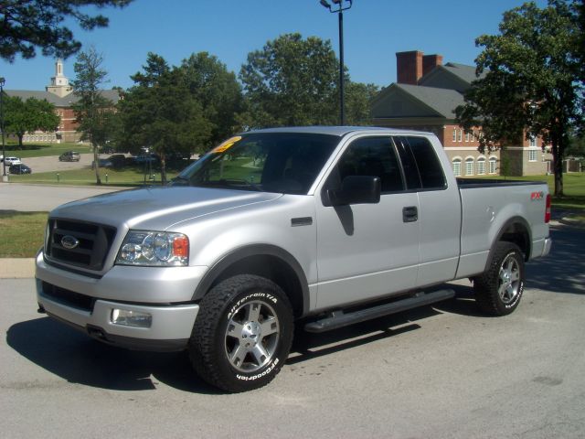 2004 Ford F150 XLT Supercrew Short Bed 2WD