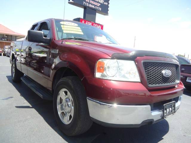 2004 Ford F150 XL Lift Bucket Utility