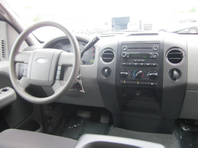 2005 Ford F150 2500 SL