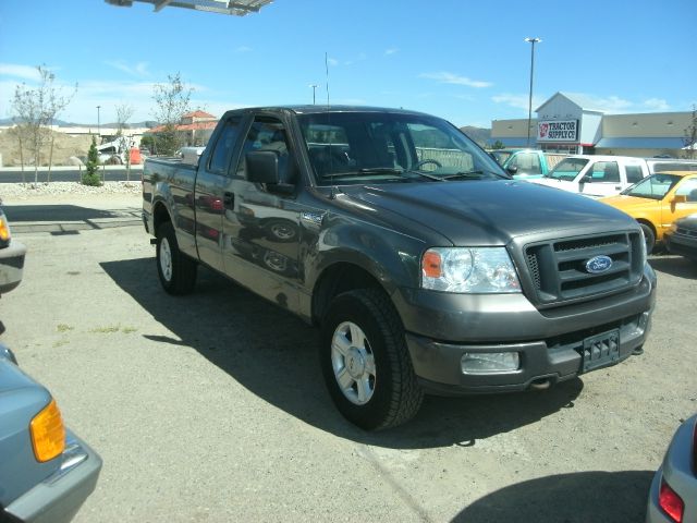 2005 Ford F150 XLT Supercrew Short Bed 2WD