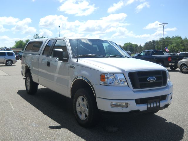 2005 Ford F150 XLT Supercrew Short Bed 2WD