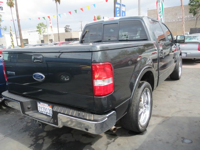 2005 Ford F150 Club Cab 131 WB