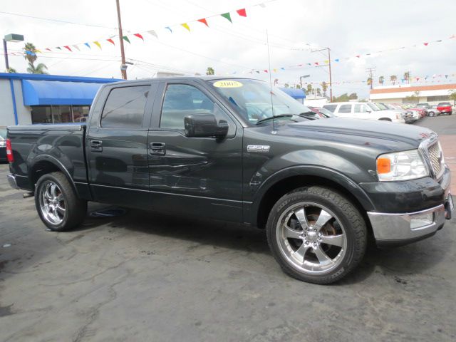 2005 Ford F150 Club Cab 131 WB