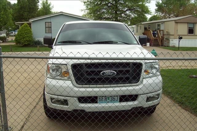 2005 Ford F150 EXT CAB 3 DR 4X4