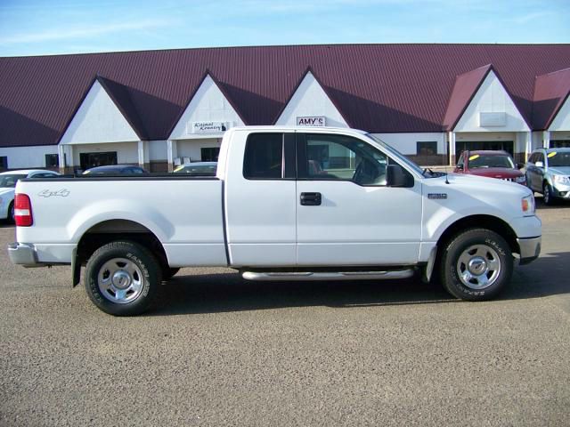 2005 Ford F150 XLT Supercrew Short Bed 2WD