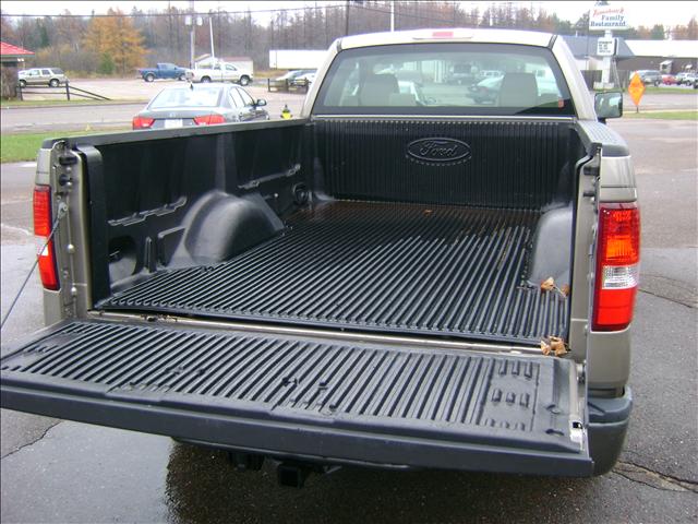 2005 Ford F150 4WD XLT