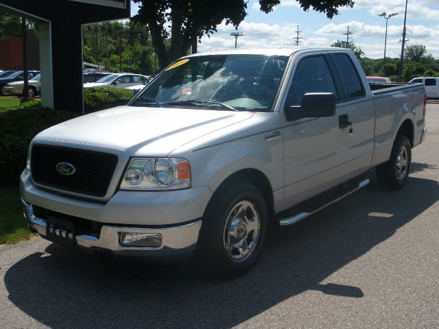 2005 Ford F150 XLT Supercrew Short Bed 2WD