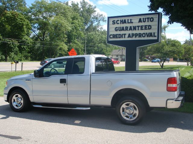 2005 Ford F150 XLT Supercrew Short Bed 2WD