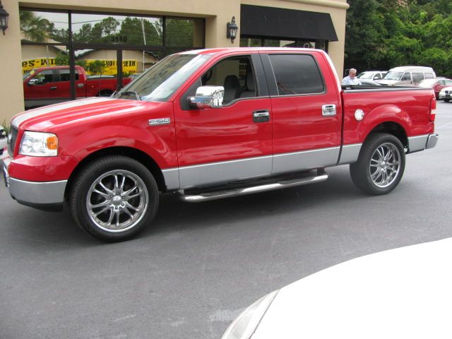 2005 Ford F150 SL Short Bed 2WD