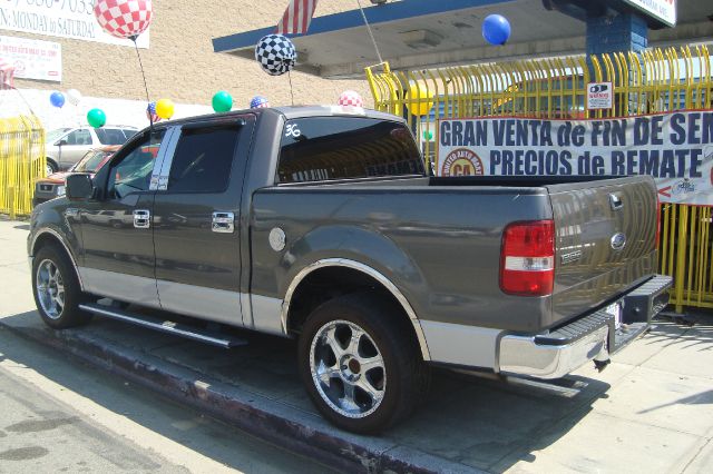 2005 Ford F150 SL Short Bed 2WD