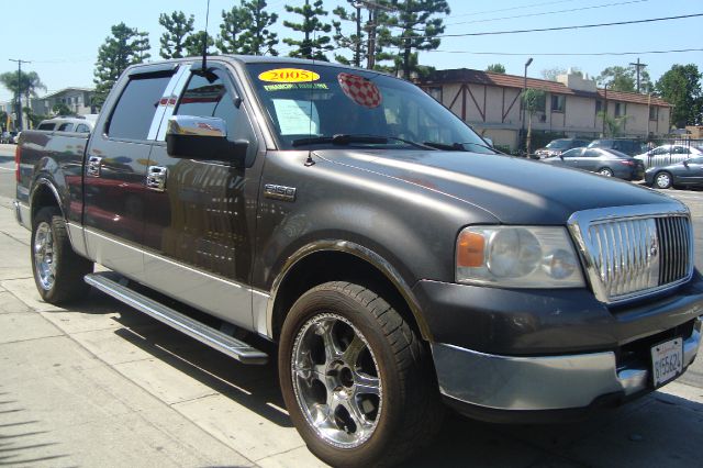 2005 Ford F150 SL Short Bed 2WD