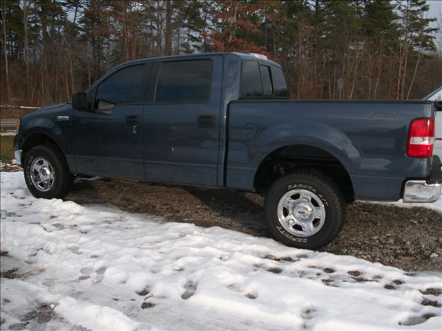 2005 Ford F150 ESi