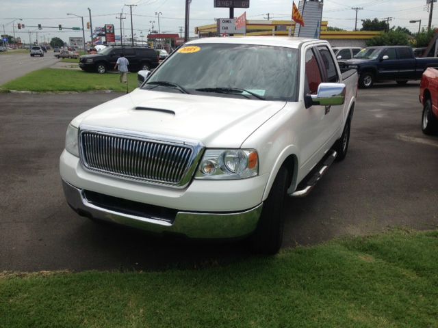 2005 Ford F150 SL Short Bed 2WD