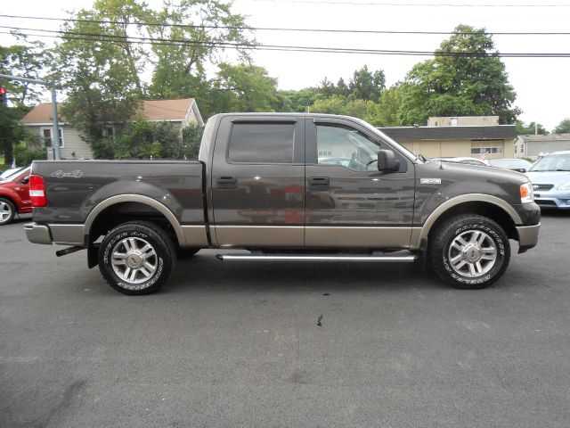 2005 Ford F150 XLT Supercrew Short Bed 2WD