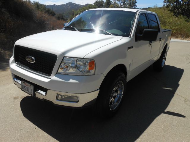 2005 Ford F150 SL Short Bed 2WD