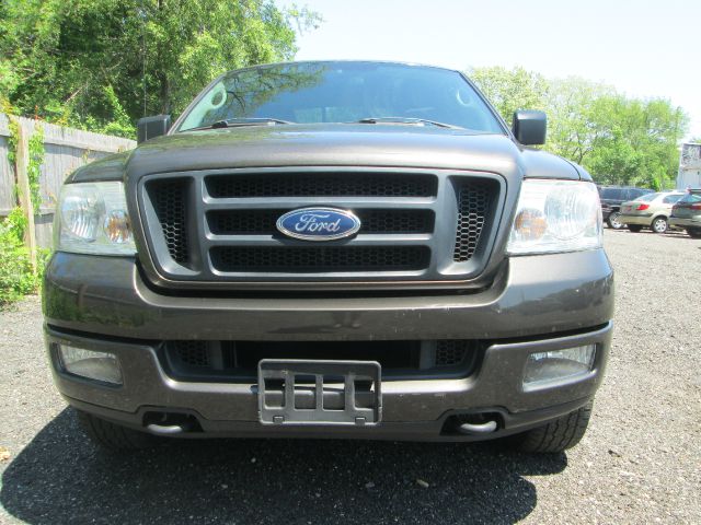 2005 Ford F150 XLT Supercrew Short Bed 2WD