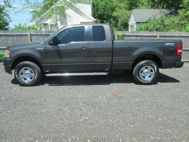 2005 Ford F150 XLT Supercrew Short Bed 2WD