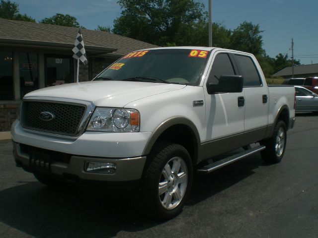 2005 Ford F150 XLT Supercrew Short Bed 2WD