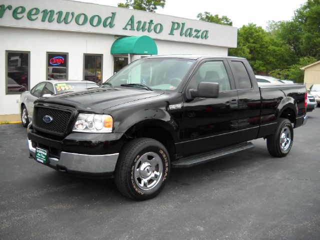 2005 Ford F150 XL 2WD Reg Cab