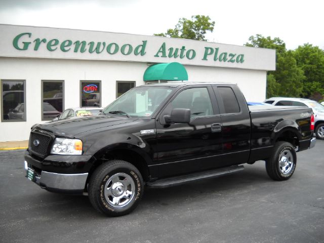 2005 Ford F150 XL 2WD Reg Cab