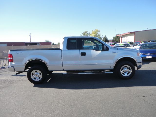 2005 Ford F150 XL 2WD Reg Cab