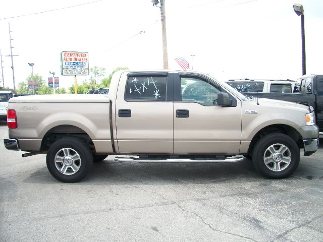 2005 Ford F150 XLT Supercrew Short Bed 2WD