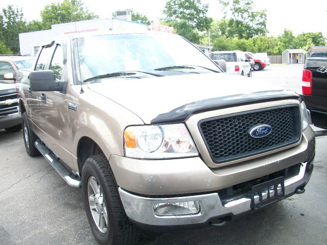 2005 Ford F150 XLT Supercrew Short Bed 2WD