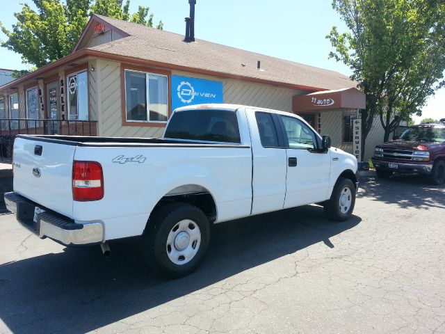 2005 Ford F150 LT Crew Cab