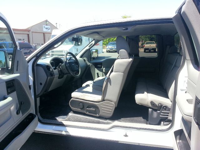 2005 Ford F150 LT Crew Cab