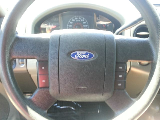 2005 Ford F150 LT Crew Cab