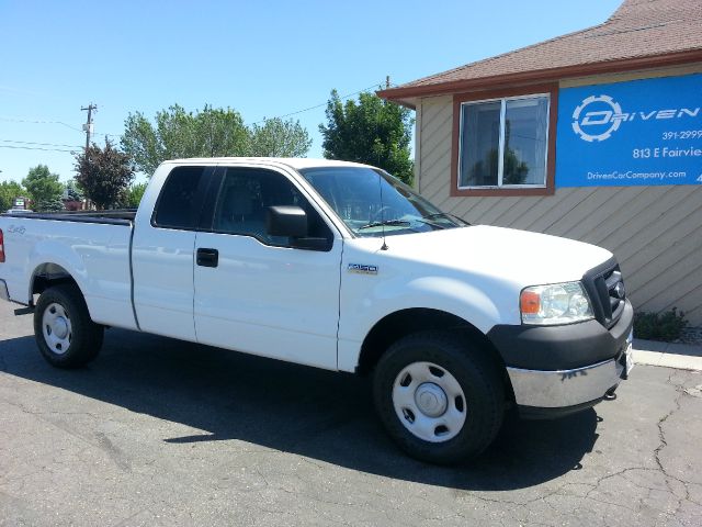 2005 Ford F150 LT Crew Cab