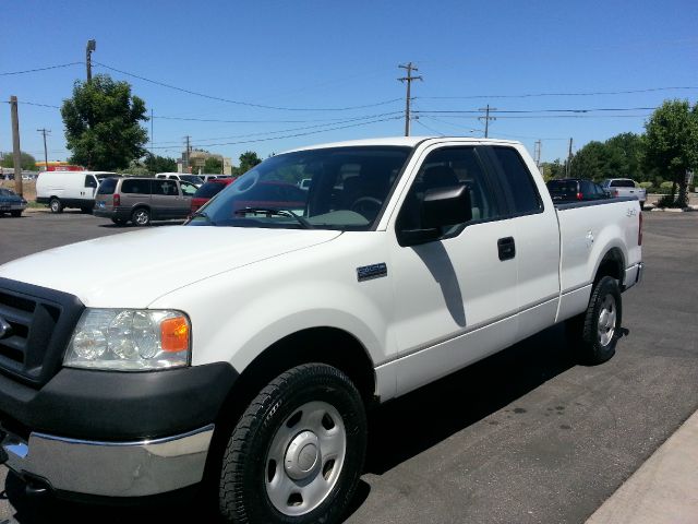 2005 Ford F150 LT Crew Cab