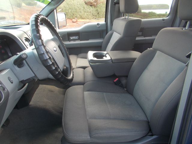 2005 Ford F150 2500 SL