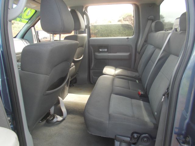 2005 Ford F150 2500 SL