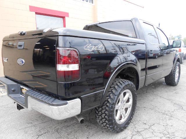 2005 Ford F150 XLT Supercrew Short Bed 2WD