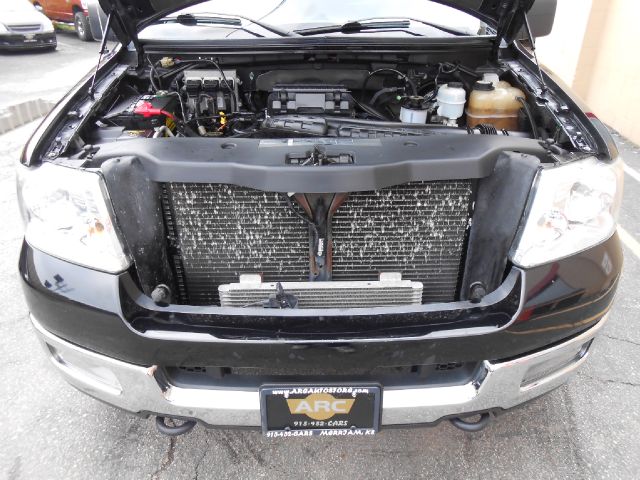 2005 Ford F150 XLT Supercrew Short Bed 2WD