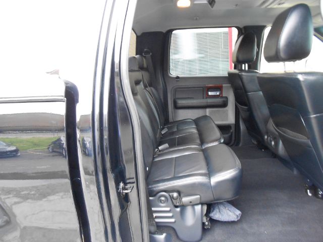 2005 Ford F150 XLT Supercrew Short Bed 2WD