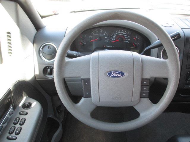 2005 Ford F150 ESi