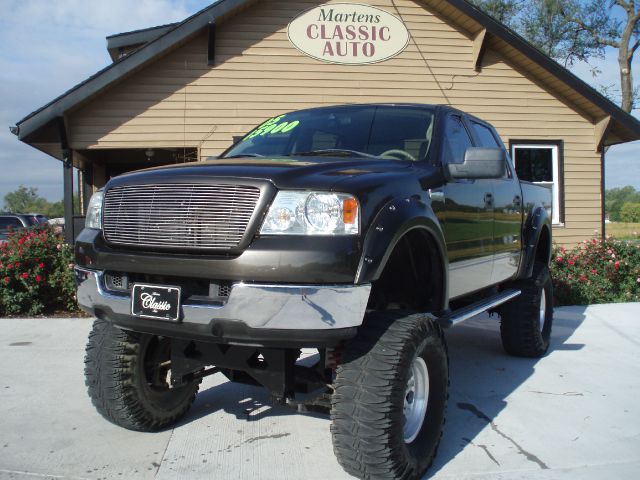 2005 Ford F150 SL Short Bed 2WD