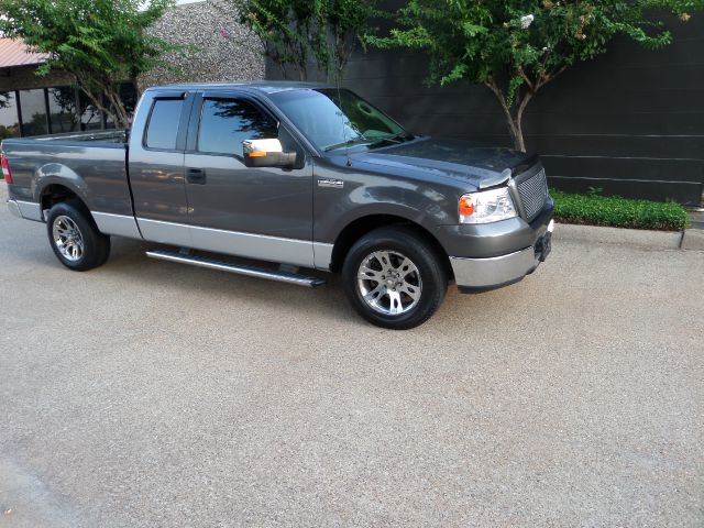 2005 Ford F150 XLT Supercrew Short Bed 2WD