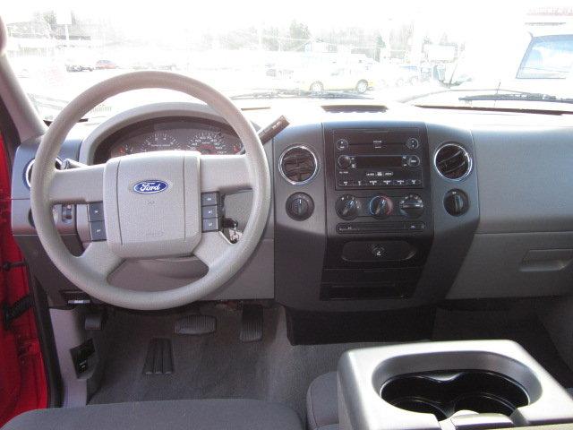 2005 Ford F150 ESi