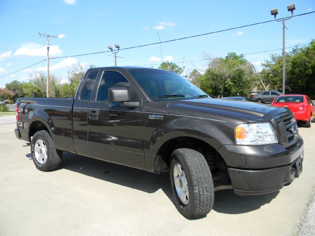 2005 Ford F150 LX V6 Coupe