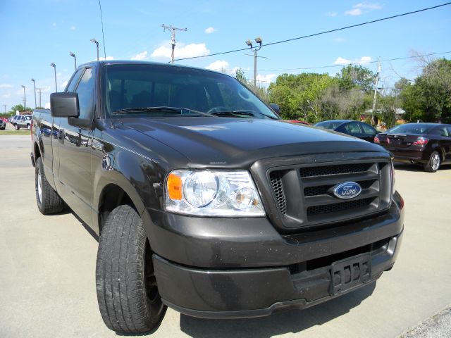 2005 Ford F150 LX V6 Coupe