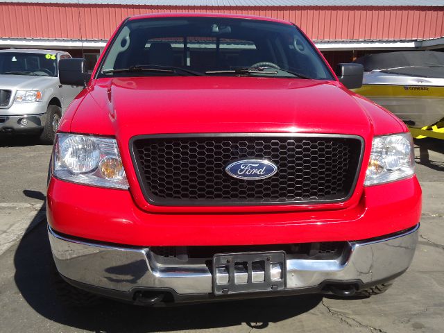 2005 Ford F150 XL 2WD Reg Cab