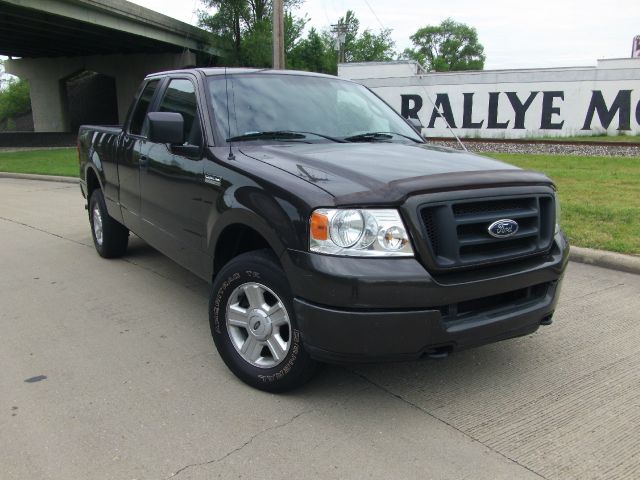 2005 Ford F150 XLT Supercrew Short Bed 2WD