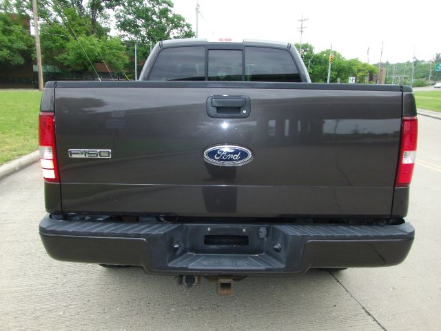 2005 Ford F150 XLT Supercrew Short Bed 2WD