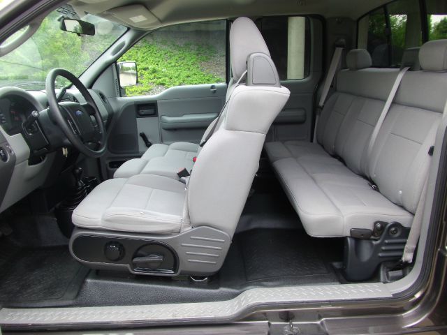 2005 Ford F150 XLT Supercrew Short Bed 2WD