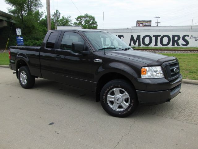 2005 Ford F150 XLT Supercrew Short Bed 2WD